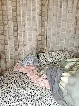 WaiterZim online show from 11.17.25