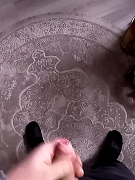 Mumuska online show from 11.28.25