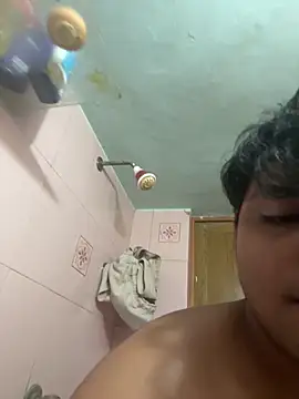 Snapshot of Kira_1413 chatting on 03.11.26 Kira 1413 online show from 03.11.26