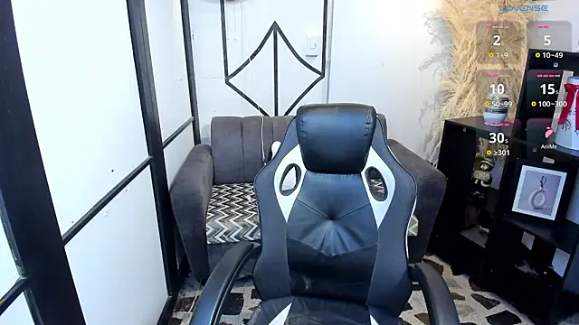 NahomiRichards  online show from 03.08.26