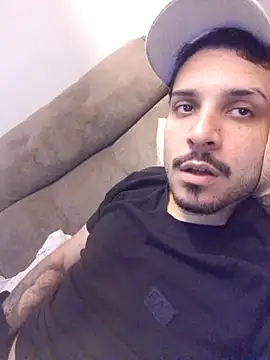 Snapshot of branquintatto chatting on 11.08.25 branquintatto online show from 11.08.25