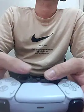 Snapshot of branquintatto chatting on 11.17.25 branquintatto online show from 11.17.25