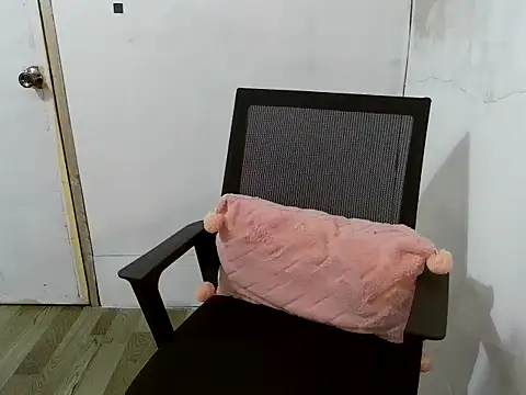 Snapshot of Jelloshane chatting on 02.21.26 Jelloshane online show from 02.21.26