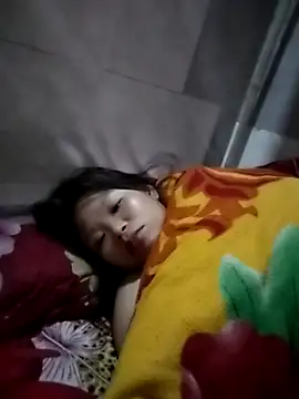 LinhNa999 online show from 11.29.25