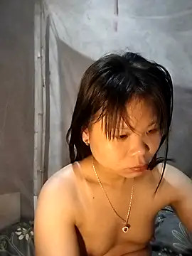 LinhNa999 online show from 02.14.26