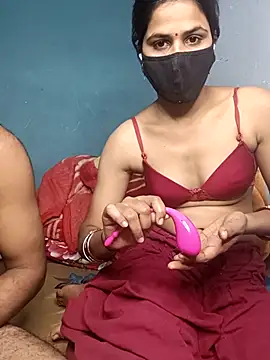 Naughty-Mayaa online show from 11.21.25