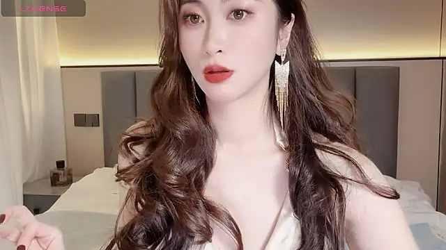 wuyueaini online show from 11.23.25