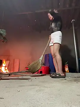 Sunny lotus online show from 02.28.26