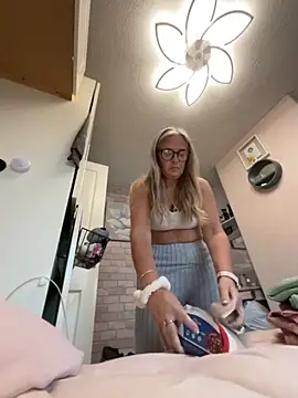 Anastasia-BlondeXX online show from 11.11.25