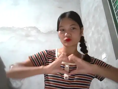 Snapshot of Bjorn357 chatting on 09.28.25 Bjorn357 online show from 09.28.25