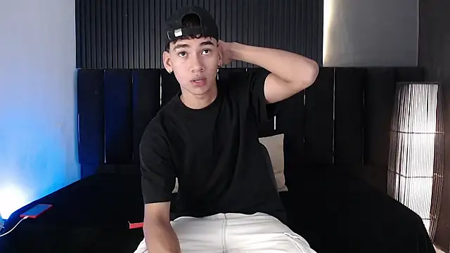 Dominic ghost online show from 03.04.26