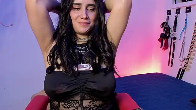 elowen halley1 online show from 02.26.26