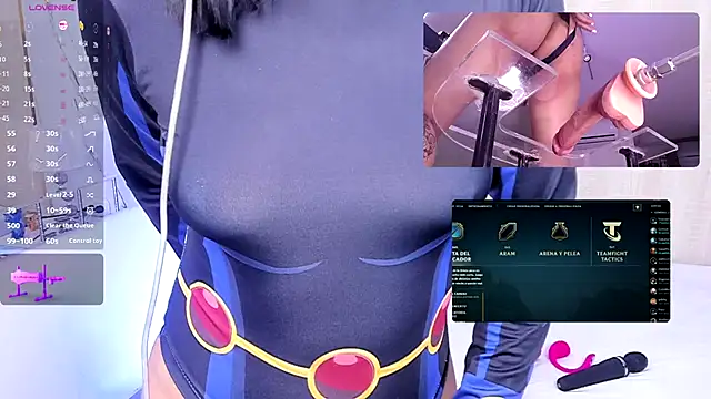 Snapshot of Nyveth chatting on 11.05.25 Nyveth online show from 11.05.25