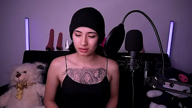 Alynn Bri  online show from 03.19.26