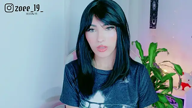 Snapshot of cuteezoe chatting on 06.01.26 cuteezoe online show from 06.01.26