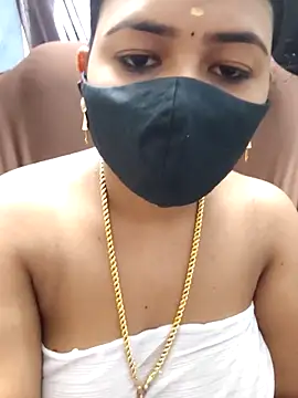 Snapshot of Tamil_Lotus chatting on 12.19.25 Tamil Lotus online show from 12.19.25