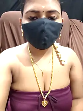 Snapshot of Tamil_Lotus chatting on 12.22.25 Tamil Lotus online show from 12.22.25