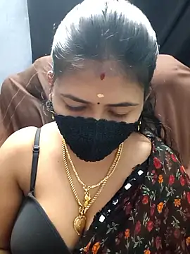 Snapshot of Tamil_Lotus chatting on 02.22.26 Tamil Lotus online show from 02.22.26