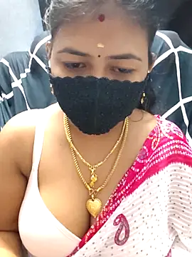 Snapshot of Tamil_Lotus chatting on 03.11.26 Tamil Lotus online show from 03.11.26