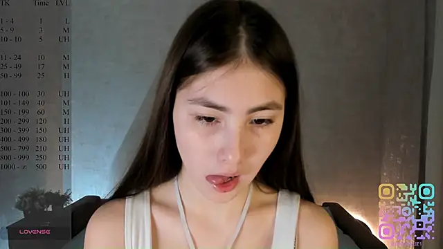 LynetteDanley online show from 11.23.25