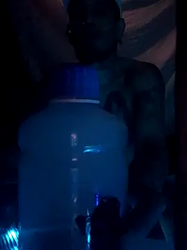 Snapshot of destroassbig2 chatting on 03.24.26 destroassbig2 online show from 03.24.26