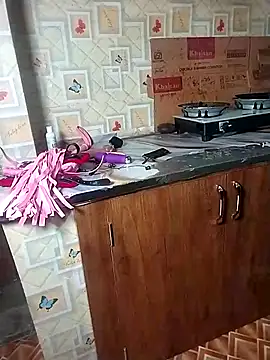 Snapshot of miss-maya24 chatting on 10.09.25 miss-maya24 online show from 10.09.25