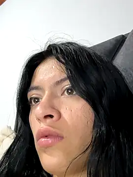 Snapshot of LiaCollings chatting on 11.22.25 LiaCollings online show from 11.22.25