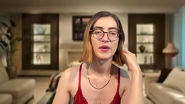 Snapshot of rousseblossom chatting on 11.23.25 rousseblossom online show from 11.23.25