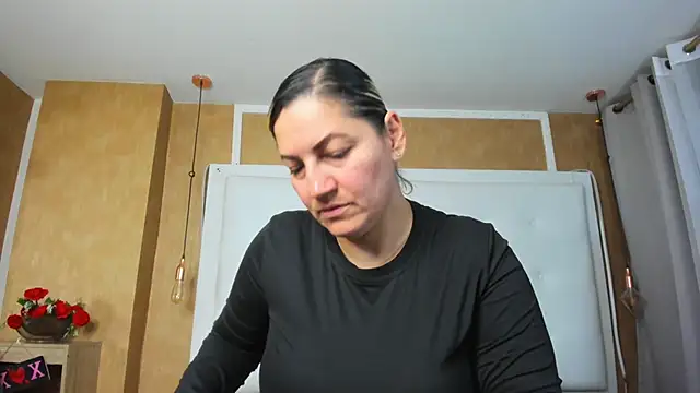 Heidy milf online show from 06.10.26