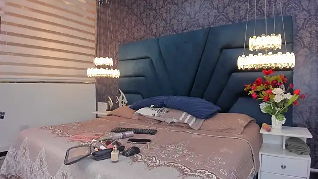 Snapshot of TaylerWhite chatting on 02.27.26 TaylerWhite online show from 02.27.26