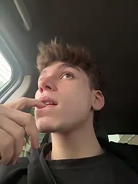 Snapshot of TaylerWhite chatting on 03.06.26 TaylerWhite online show from 03.06.26