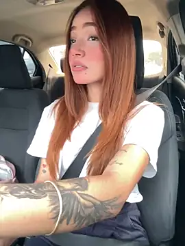 Snapshot of la_machhi chatting on 10.25.25 la machhi online show from 10.25.25