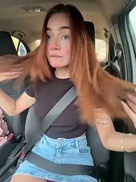 Snapshot of la_machhi chatting on 12.19.25 la machhi online show from 12.19.25