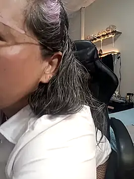 SolVegaNaciente online show from 02.19.26