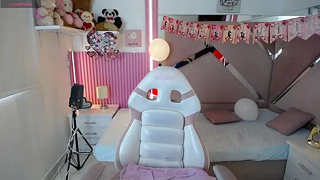 Mia garcia28 online show from 02.06.26