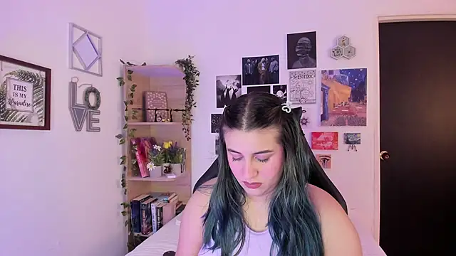 Snapshot of Lana_Herondale chatting on 11.05.25 Lana Herondale online show from 11.05.25