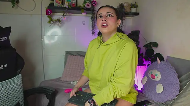 Snapshot of Lana_Herondale chatting on 03.12.26 Lana Herondale online show from 03.12.26