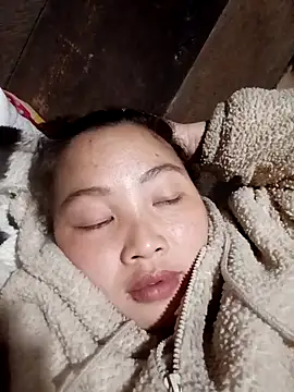 PhamPhung online show from 12.17.25