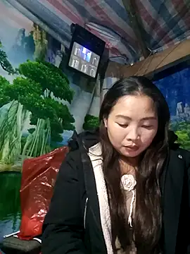 PhamPhung online show from 02.03.26