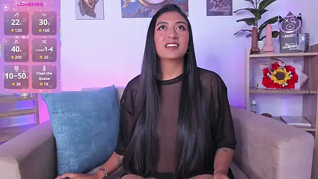 Snapshot of cami_velvet chatting on 10.03.25 cami velvet online show from 10.03.25