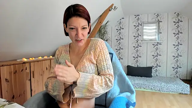 Axunamun online show from 10.06.25