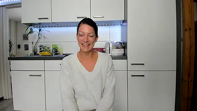 Axunamun online show from 11.24.25