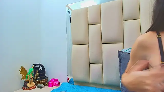 sweet amye online show from 11.11.25