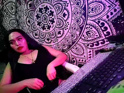 Snapshot of Madylinebigcock69 chatting on 02.21.26 Madylinebigcock69 online show from 02.21.26