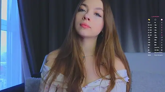 Snapshot of VirginiaHouston chatting on 11.30.25 VirginiaHouston online show from 11.30.25