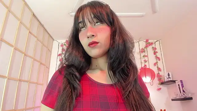  julieta love  online show from 03.17.26