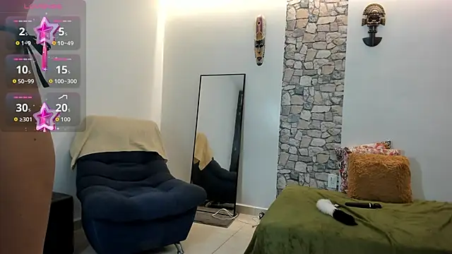 Snapshot of PIINK_2025 chatting on 10.04.25 PIINK 2025 online show from 10.04.25