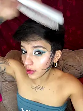 DayanaDG online show from 10.26.25