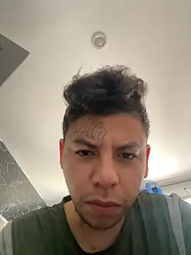 DayanaDG online show from 11.28.25