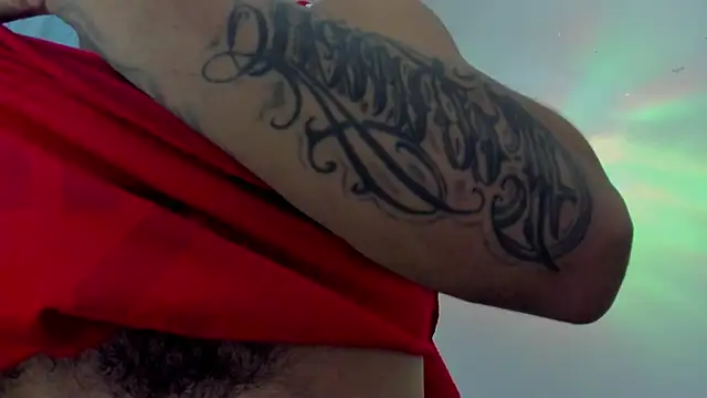 Snapshot of Lord_Luciferhot_Dirty666 chatting on 12.18.25 Lord Luciferhot Dirty666 online show from 12.18.25